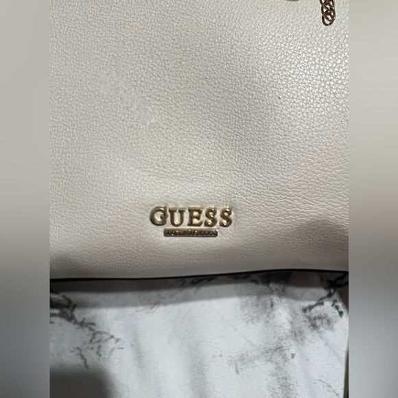 Off white GUESS studded purse - Picture 2 of 4